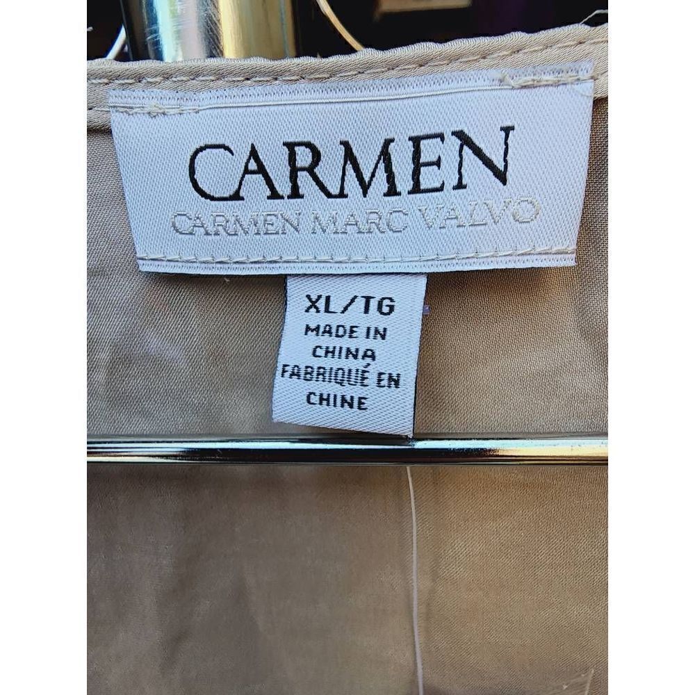 Carmen Marc Valvo Womens Blouse Beige Long Sleeve V Neck Keyhole Cuffs XL New - Picture 7 of 8